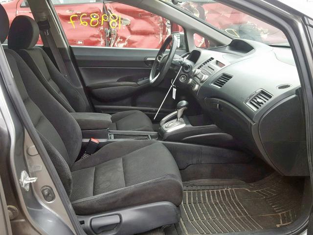2HGFA16629H114648 - 2009 HONDA CIVIC LX-S ნაცრისფერი ფოტო 5