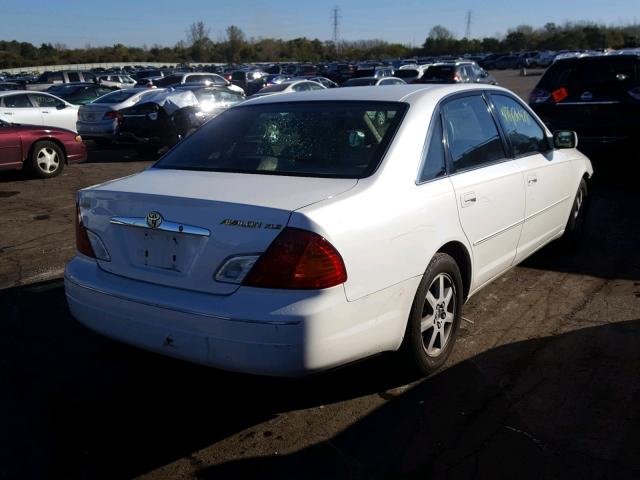 4T1BF28B3YU007016 - 2000 TOYOTA AVALON XL WHITE photo 4