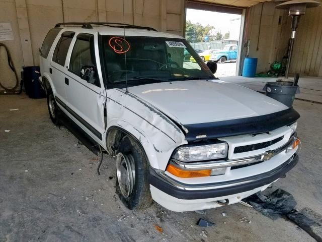 1GNDT13W2XK177959 - 1999 CHEVROLET BLAZER WHITE photo 1