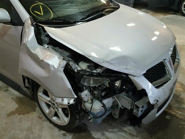 5Y2SP67009Z467800 - 2009 PONTIAC VIBE SILVER photo 9