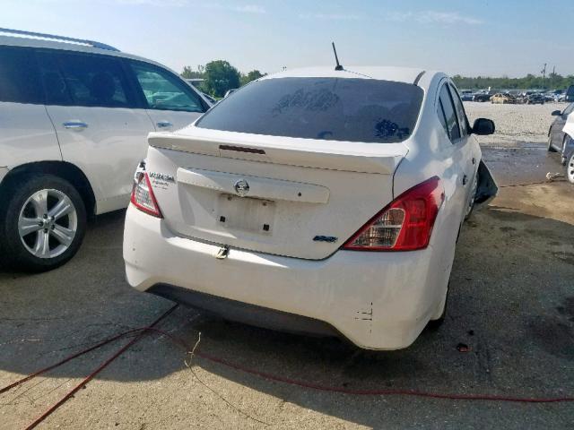 3N1CN7AP3FL895906 - 2015 NISSAN VERSA S WHITE photo 4