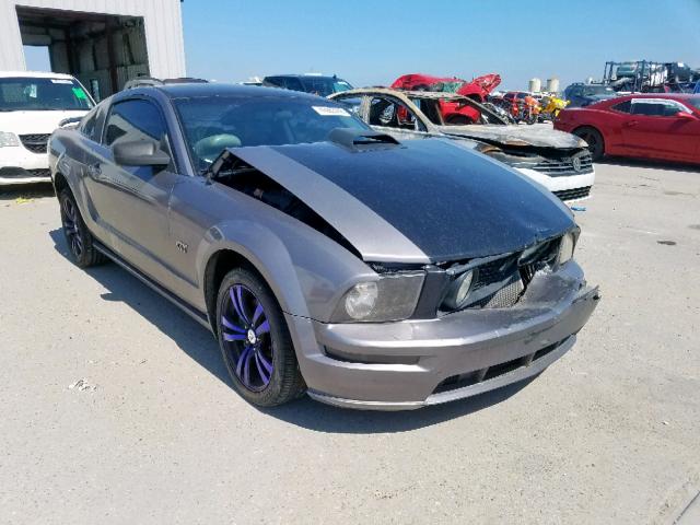 1ZVFT82H175263403 - 2007 FORD MUSTANG GT GRAY photo 1