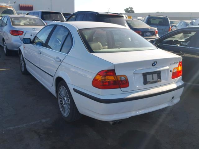 WBAEW53472PG19303 - 2002 BMW 330 XI WHITE photo 3