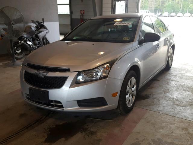 1G1PA5SH4D7286159 - 2013 CHEVROLET CRUZE LS SILVER photo 2