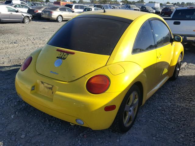 3VWCD21C42M445893 - 2002 VOLKSWAGEN NEW BEETLE YELLOW photo 4