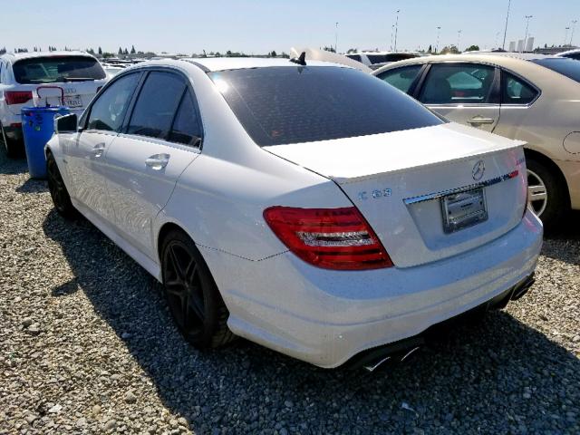 WDDGF7HB5EA916109 - 2014 MERCEDES-BENZ C 63 AMG WHITE photo 3