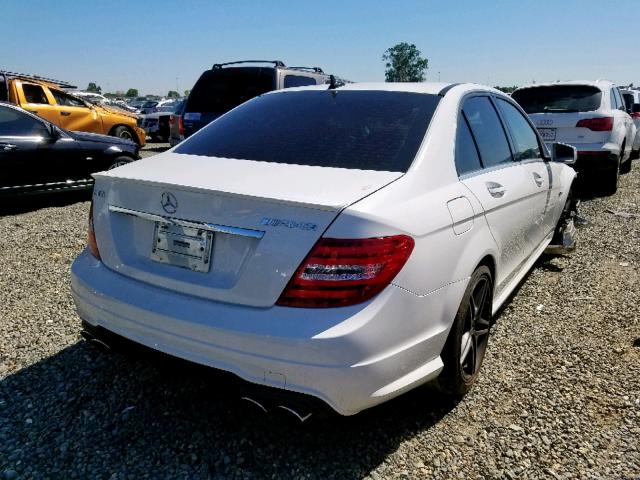 WDDGF7HB5EA916109 - 2014 MERCEDES-BENZ C 63 AMG WHITE photo 4