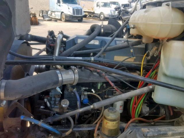 1FUJA6CK57PX80282 - 2007 FREIGHTLINER CONVENTION WHITE photo 7