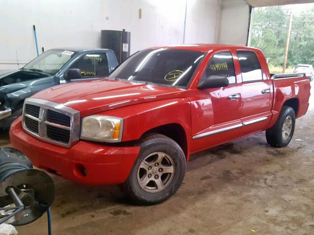 1D7HE48K86S521147 - 2006 DODGE DAKOTA QUA RED photo 2