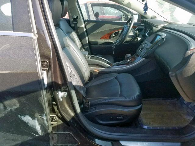 1G4GC5E38DF226422 - 2013 BUICK LACROSSE GRAY photo 5