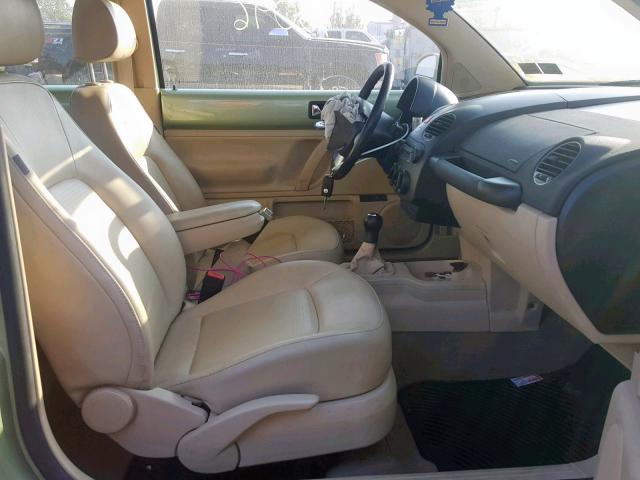 3VWPW31C89M501779 - 2009 VOLKSWAGEN NEW BEETLE 绿色 照片 5