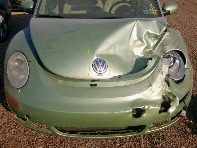 3VWPW31C89M501779 - 2009 VOLKSWAGEN NEW BEETLE 绿色 照片 7