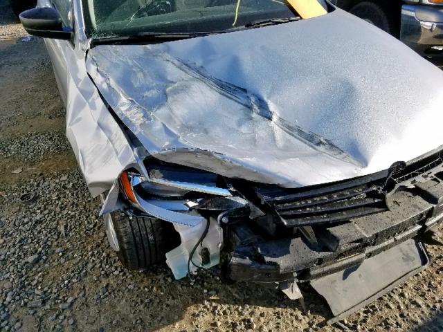 3VW2K7AJ1EM354016 - 2014 VOLKSWAGEN JETTA BASE 银色 照片 9