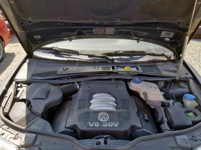 WVWRH63B34P056544 - 2004 VOLKSWAGEN PASSAT GLX 黑色 照片 7