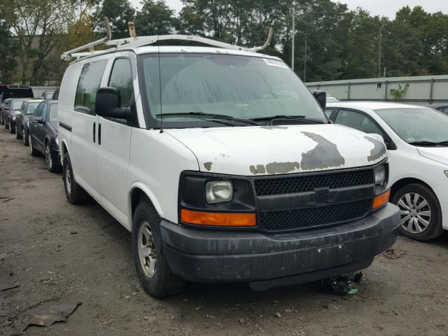 1GCFG15X981152172 - 2008 CHEVROLET EXPRESS G1 WHITE photo 1