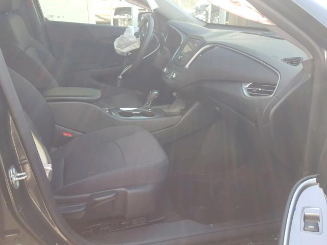 1G1ZB5ST3HF268659 - 2017 CHEVROLET MALIBU LS Gris photo 5