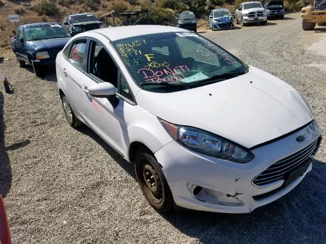 3FADP4AJ0EM174575 - 2014 FORD FIESTA S WHITE photo 1