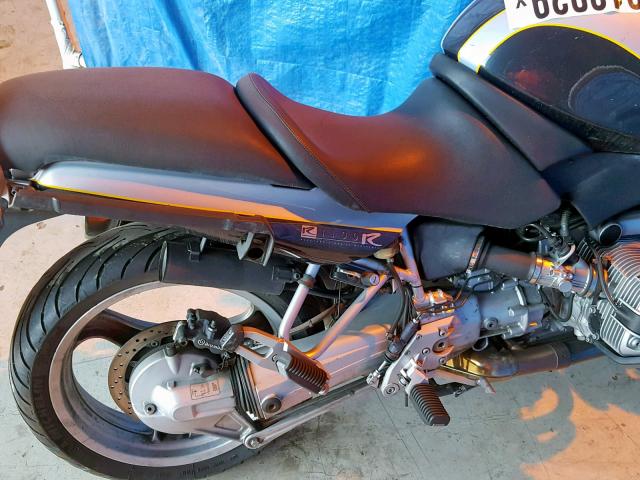 WB10407B4YZB81686 - 2000 BMW R1100 R SILVER photo 6