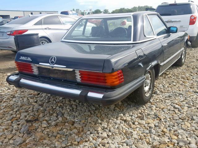 WDBBA45A2EA013153 - 1984 MERCEDES-BENZ 380 SL BLACK photo 4