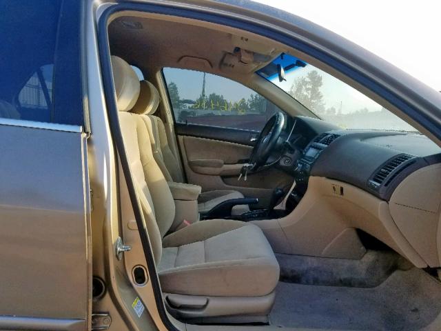 1HGCM56495A132752 - 2005 HONDA ACCORD LX GOLD photo 5