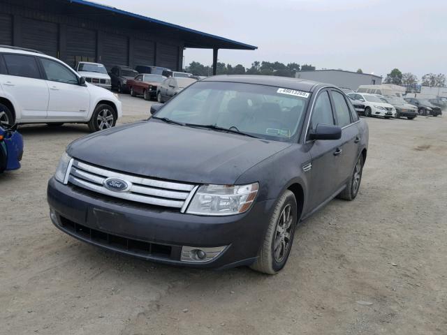 1FAHP24W78G107886 - 2008 FORD TAURUS SEL GRAY photo 2