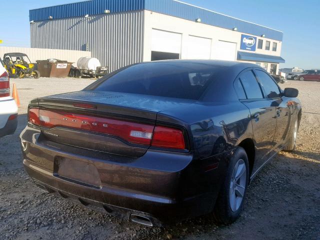 2C3CDXBG8DH636014 - 2013 DODGE CHARGER SE GRAY photo 4