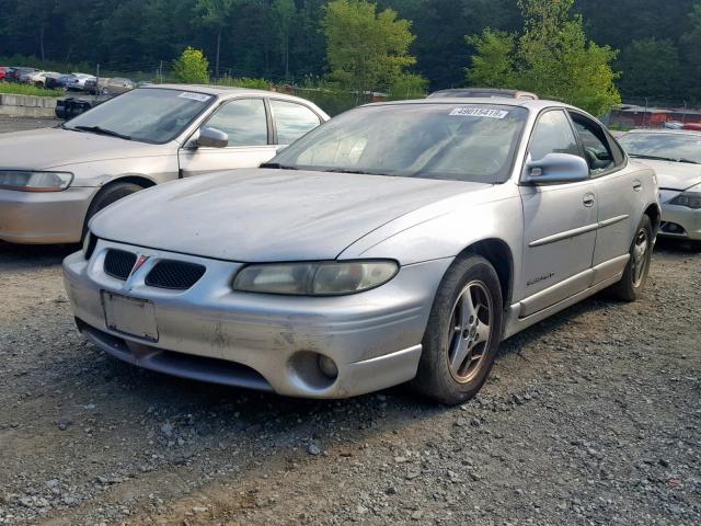 1G2WP52K02F235973 - 2002 PONTIAC GRAND PRIX SILVER photo 2