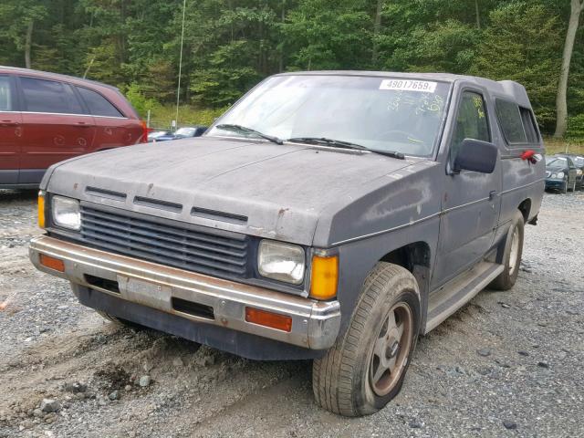 1N6ND11S6GC419475 - 1986 NISSAN D21 SHORT GRAY photo 2