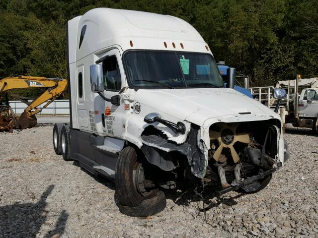 1FUJGLD50GLHP5345 - 2016 FREIGHTLINER CASCADIA 1 WHITE photo 1