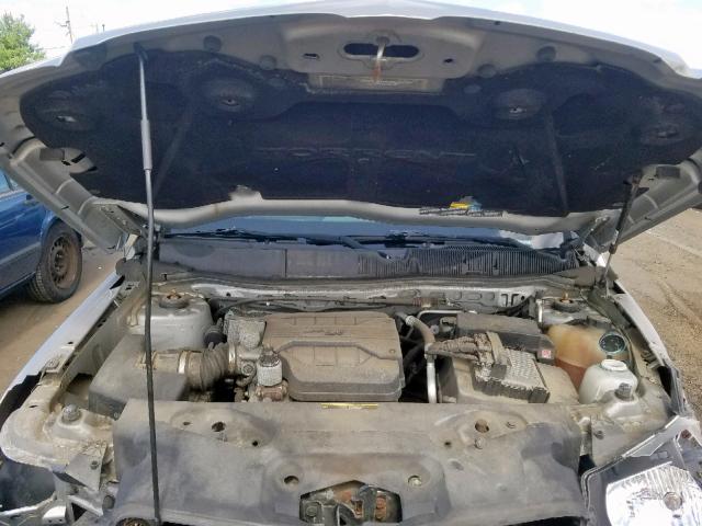 2CKDL63F266028418 - 2006 PONTIAC TORRENT SILVER photo 7