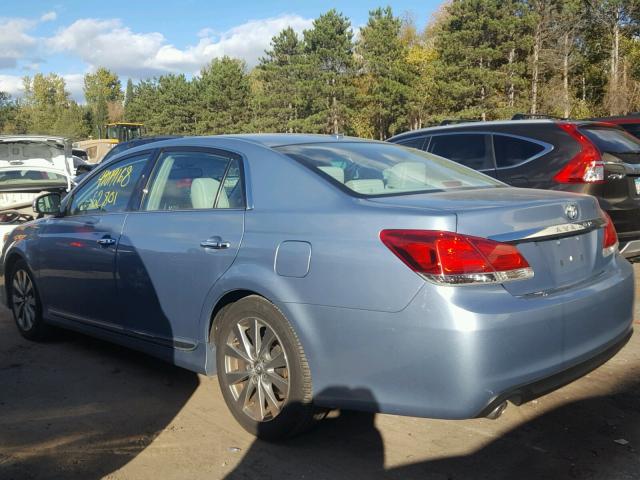 4T1BK3DB0CU472353 - 2012 TOYOTA AVALON BAS BLUE photo 3