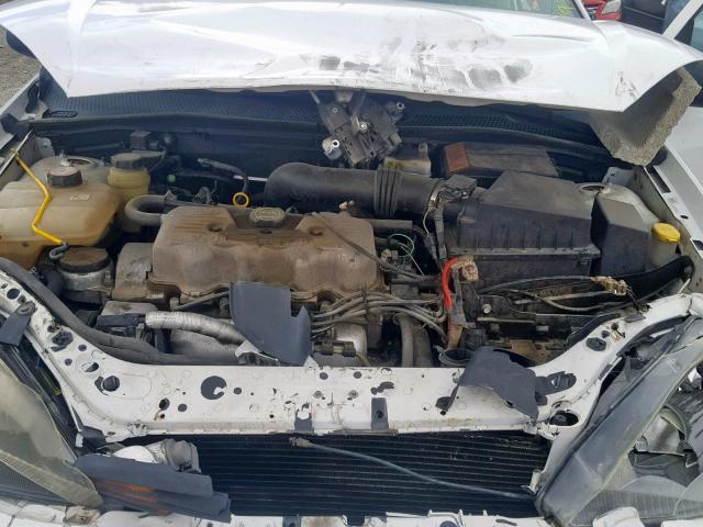 1FAFP33P44W182553 - 2004 FORD FOCUS LX WHITE photo 7