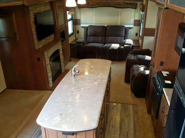 1UJCJ0BV4E1LH0058 - 2014 JAYCO EAGLE  TAN photo 9