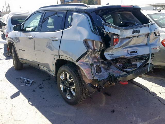 3C4NJDDB7JT371859 - 2018 JEEP COMPASS TR SILVER photo 3