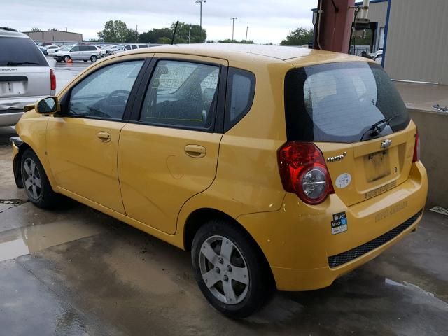 KL1TD66E09B611159 - 2009 CHEVROLET AVEO LS YELLOW photo 3