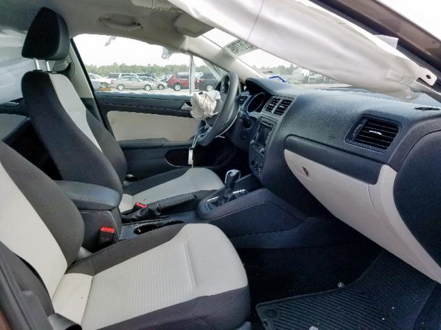3VW2K7AJ4FM242196 - 2015 VOLKSWAGEN JETTA BASE 棕色 照片 5