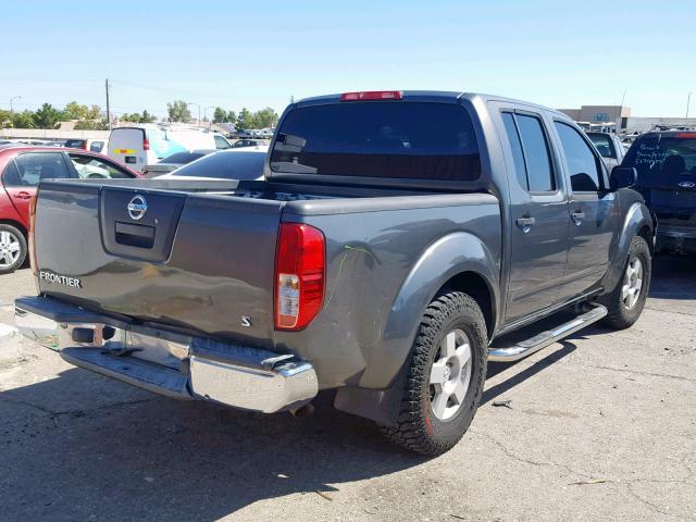 1N6AD07U35C410487 - 2005 NISSAN FRONTIER C GREEN photo 4