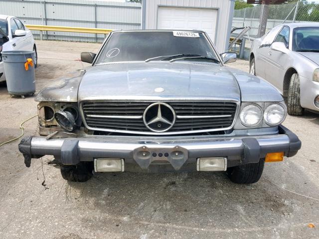 WDBBA45A9BB004519 - 1981 MERCEDES-BENZ 380 SL SILVER photo 9