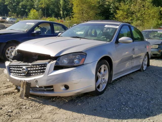 1N4BL11D25C343752 - 2005 NISSAN ALTIMA SE SILVER photo 2