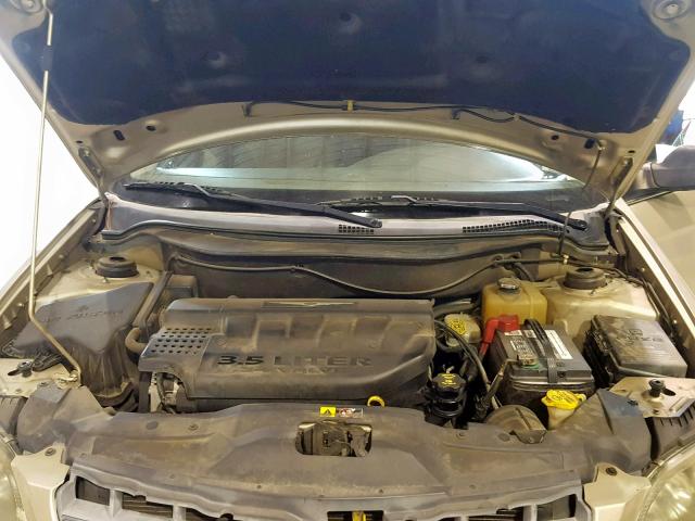 2C4GM68475R316117 - 2005 CHRYSLER PACIFICA T GOLD photo 7