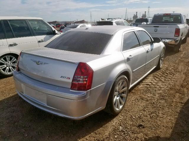 2C3LA73W16H536547 - 2006 CHRYSLER 300C SRT-8 SILVER photo 4