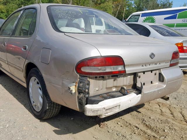 1N4BU31D2VC170629 - 1997 NISSAN ALTIMA XE GOLD photo 9