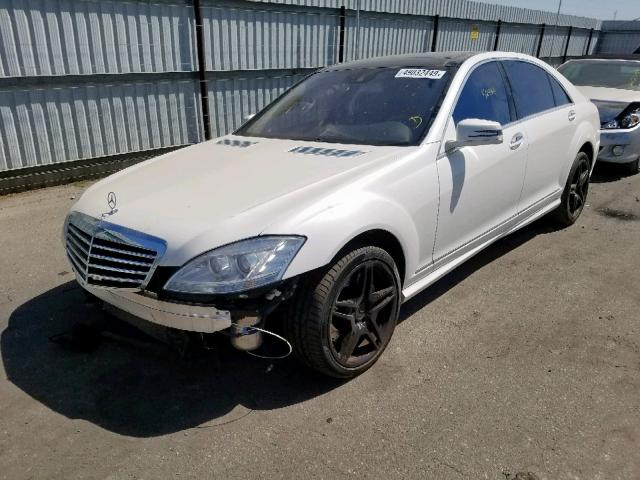 WDDNG7DB8DA529773 - 2013 MERCEDES-BENZ S 550 WHITE photo 2