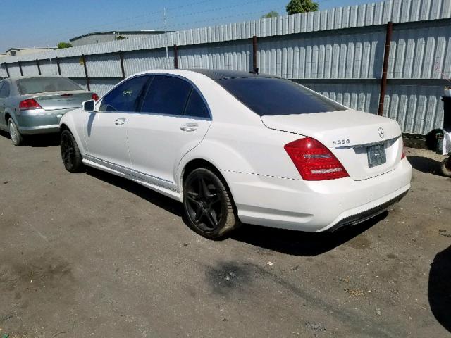 WDDNG7DB8DA529773 - 2013 MERCEDES-BENZ S 550 WHITE photo 3