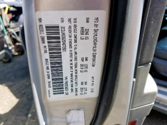 2C3JA53G25H672821 - 2005 CHRYSLER 300 TOURIN SILVER photo 10