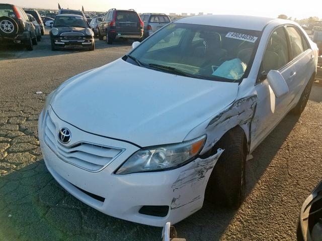 4T4BF3EK8BR193210 - 2011 TOYOTA CAMRY BASE WHITE photo 2