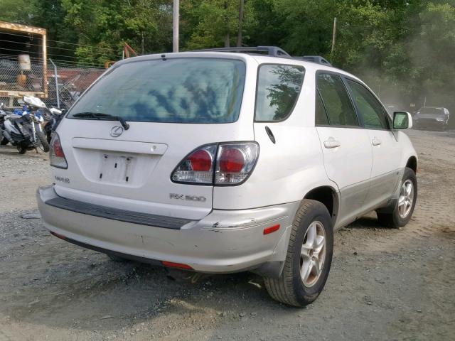 JTJGF10U620139376 - 2002 LEXUS RX 300 WHITE photo 4