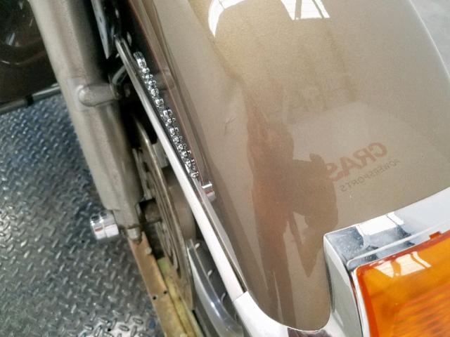 1HD1FCW3X4Y607213 - 2004 HARLEY-DAVIDSON FLHTCUI GOLD photo 11