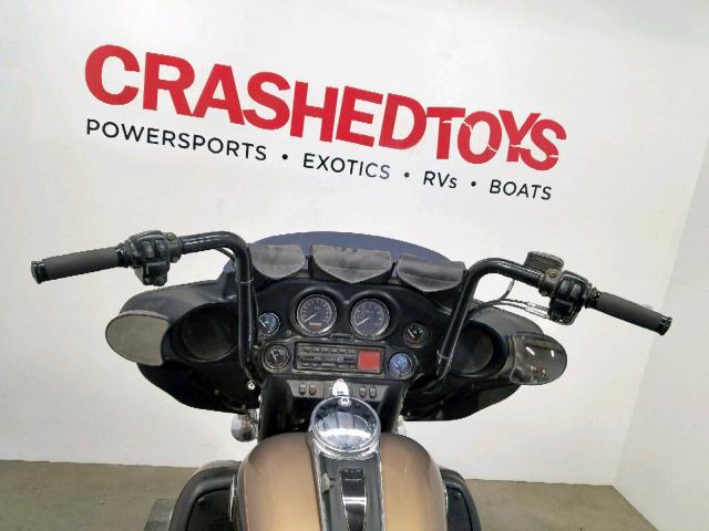 1HD1FCW3X4Y607213 - 2004 HARLEY-DAVIDSON FLHTCUI GOLD photo 8