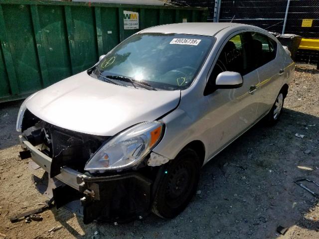 3N1CN7AP8DL851512 - 2013 NISSAN VERSA S SILVER photo 2